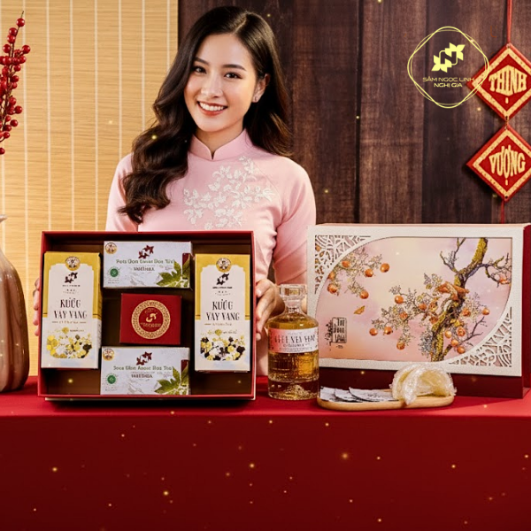 Set Quà Tết Lộc Phát Rượu Vảy Vàng Japonica Trà Sâm Nghị Gia SNG05 – Món Quà Sức Khỏe Cao Cấp Và Tinh Tế Tặng Đối Tác
