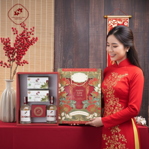 Set Quà Tết Lộc Xuân Rượu Japonica Trà Sâm Ngọc Linh Yến Sào SNG07 – Quà Biếu Đối Tác Sang Trọng & Ý Nghĩa