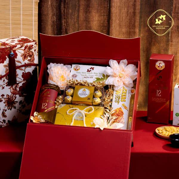 Set Quà Tết Tài Lộc Rượu Trà Sâm Nghị Gia Bánh Kẹo SNG10 – Gửi Lời Chúc Năm Mới Sức Khỏe Và Thịnh Vượng