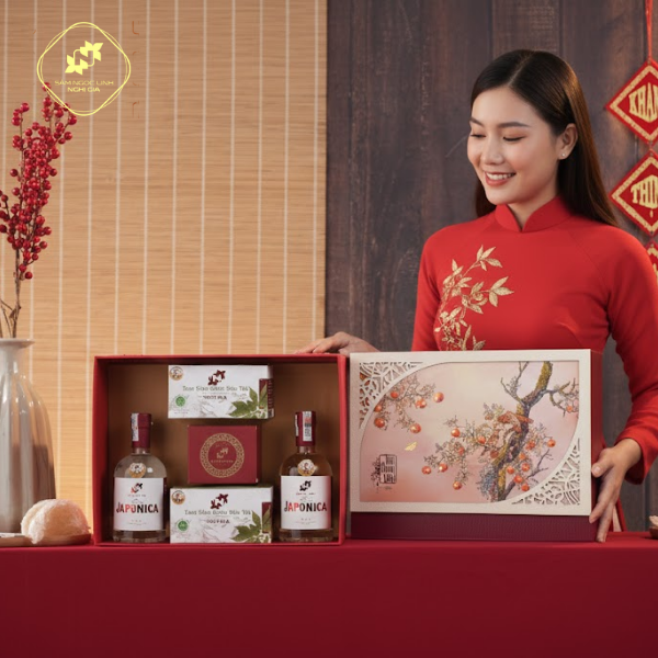 Set Quà Tết Cát Tường Rượu Japonica Trà Sâm Yến Sào SNG06 – Quà Tặng Sức Khỏe Cao Cấp Cho Doanh Nghiệp & Đối Tác